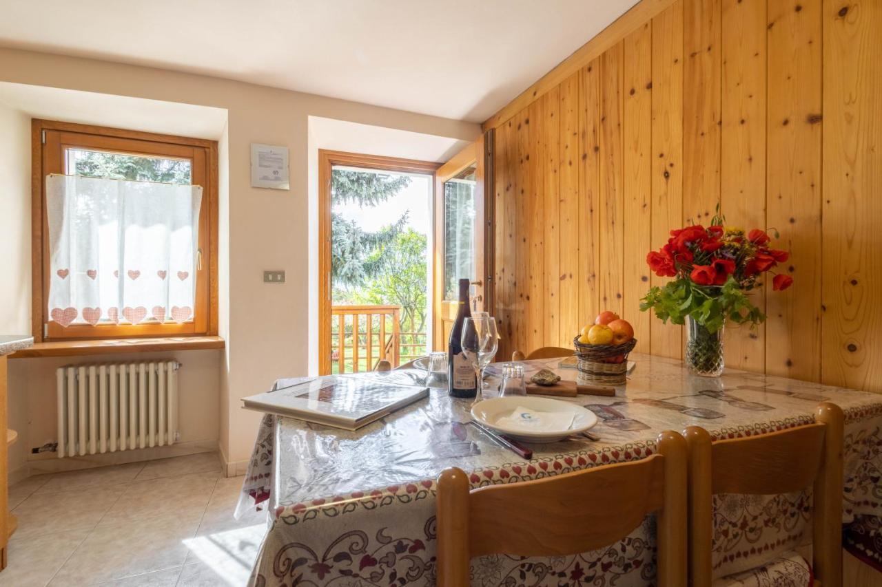 Le Vieux Noyer - Appartamenti Al Verde Villaggio Di Rumiod Сен-Пьер Экстерьер фото