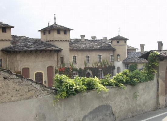 Le Vieux Noyer - Appartamenti Al Verde Villaggio Di Rumiod Сен-Пьер Экстерьер фото